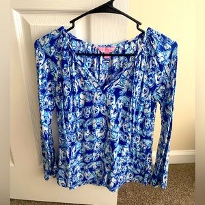 Lilly P long sleeve top (Get Trunky). Size XS. Worn a few times.